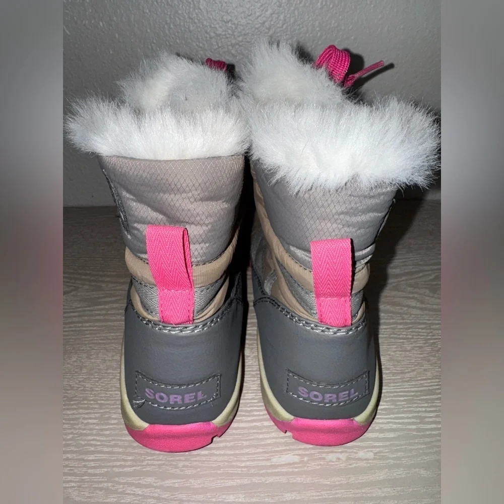 Sorel Whitney Short Lace Up Snow Boot Gray Pink Women's 6  Winter Snow Boots